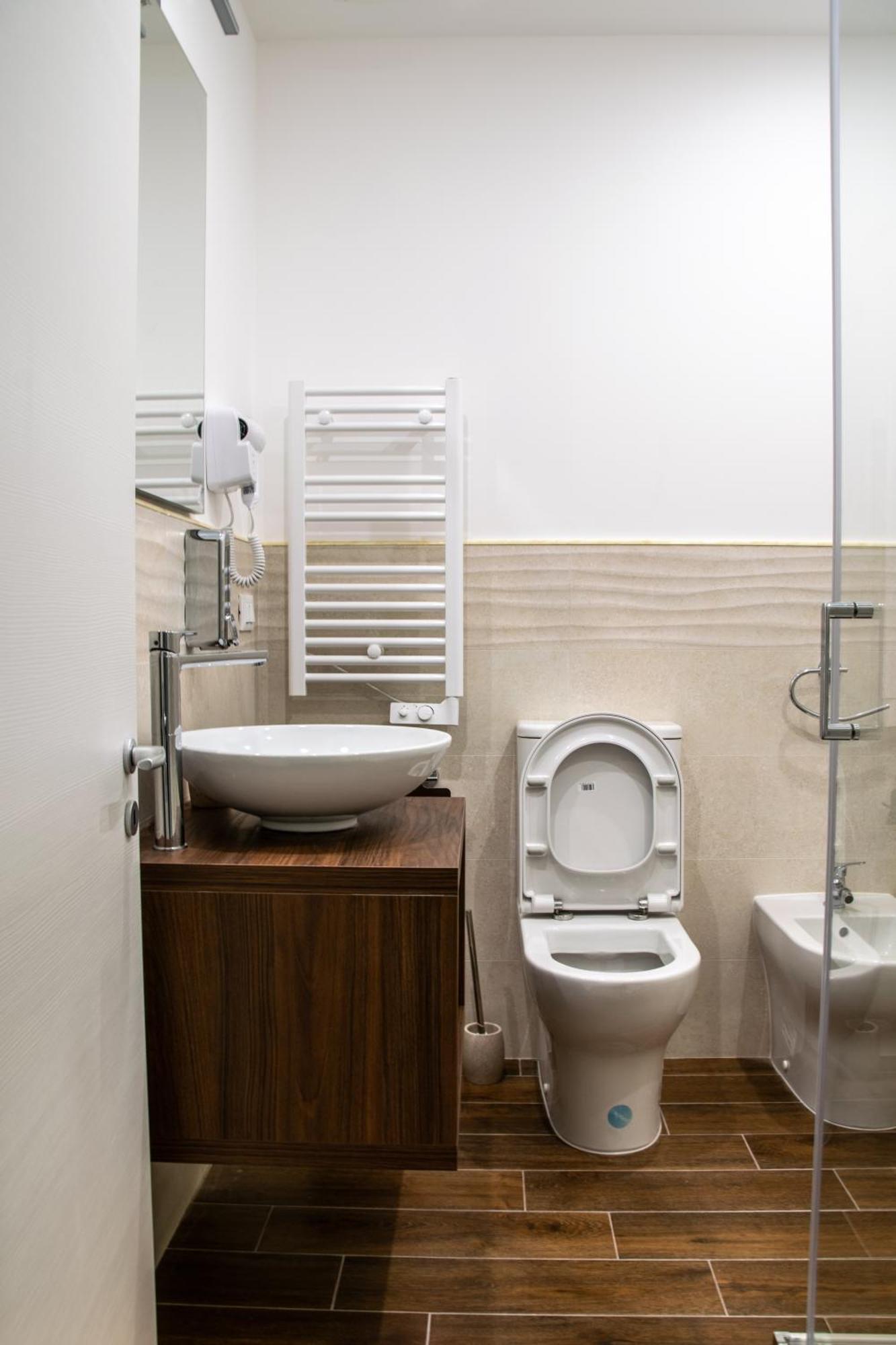 Politeama Crystal Rooms Palermo Bagian luar foto
